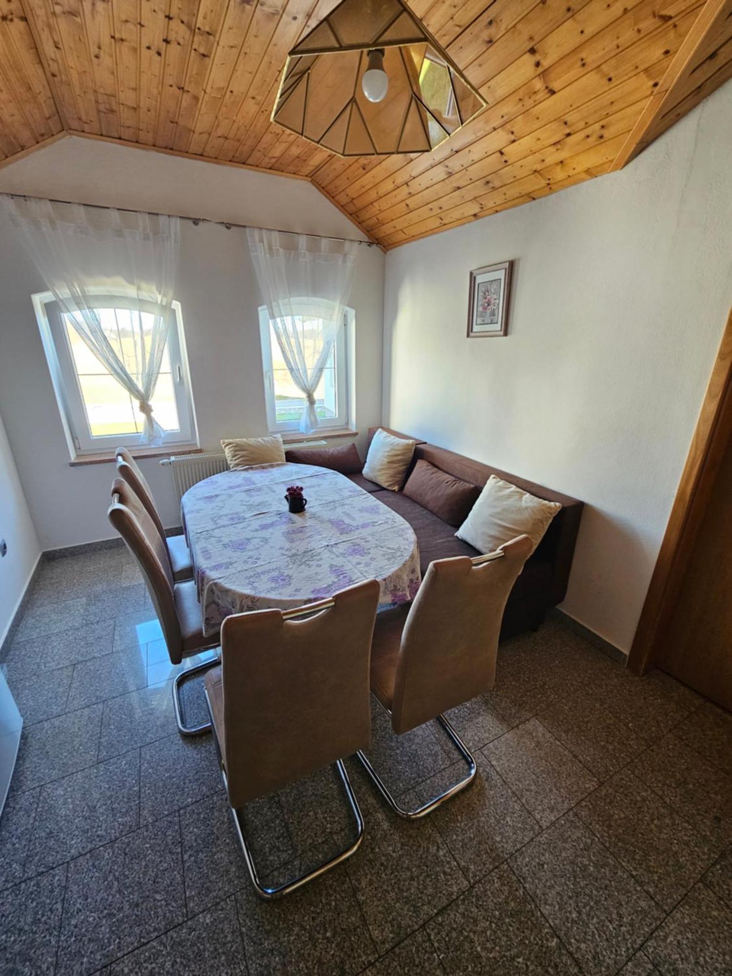 House Mirjana Hotell Smoljanac Exteriör bild